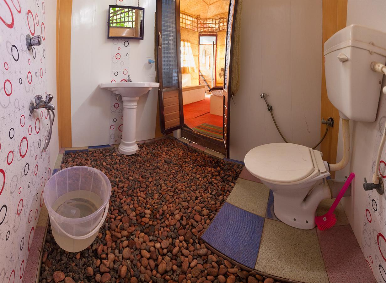 Colonels Beach Villa Alappuzha Экстерьер фото